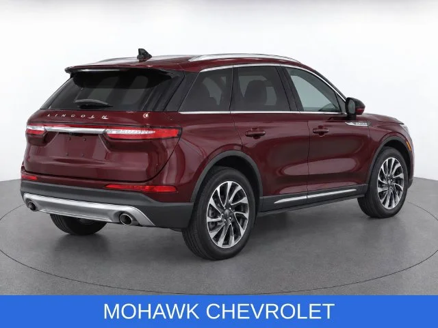 Used 2020 Red Lincoln Standard image 5