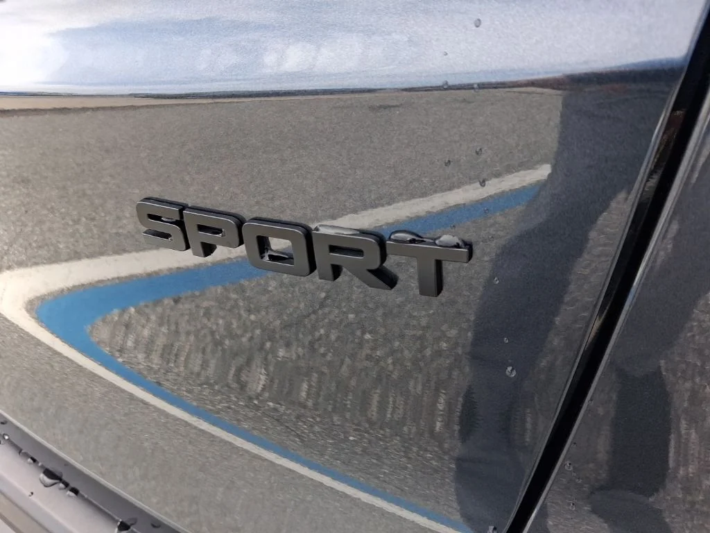 Used 2023  Honda Sport image 10