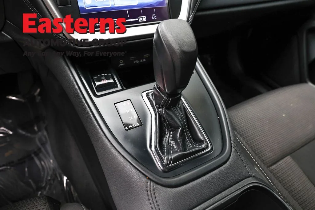 Used 2022 Black Subaru 2.5i image 12