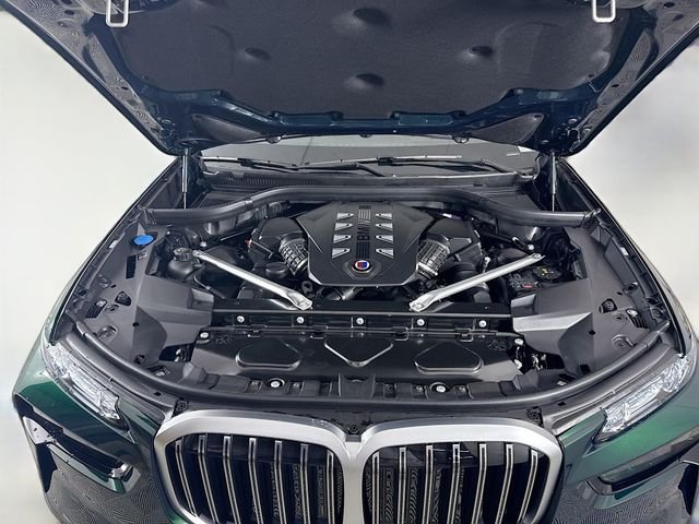 Used 2026 Green Metallic BMW ALPINA XB7 image 33