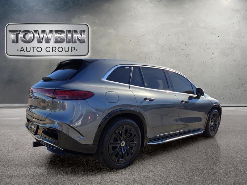 Used 2025  Mercedes-Benz 580 image 5