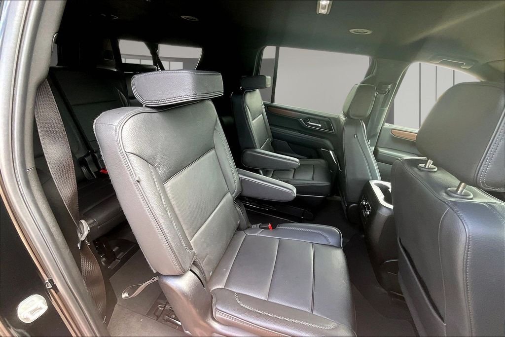 Used 2025 Black GMC Denali image 28
