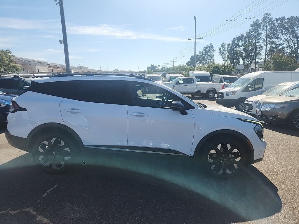 Used 2023 White Kia X-Line image 17