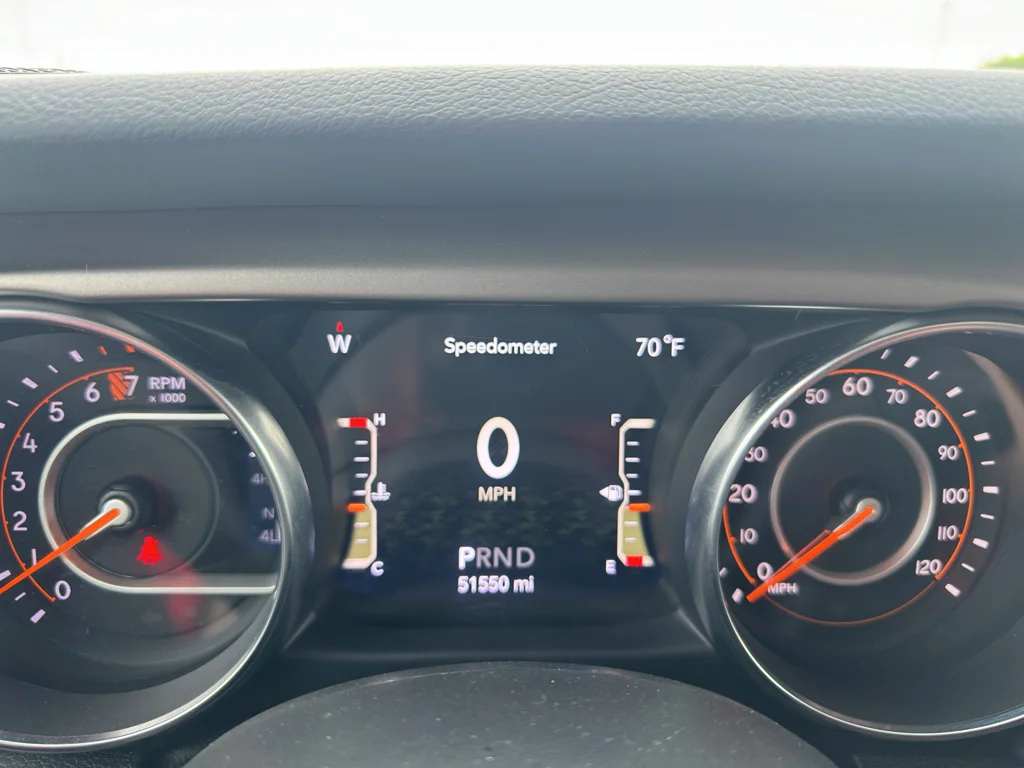 Used 2020 Ocean Blue Metallic Clearcoat Jeep Sport S image 13
