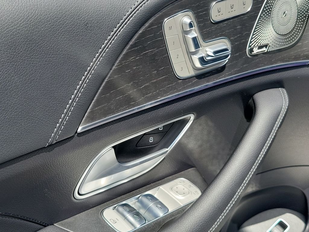 New 2026 MANUFAKTUR Alpine Grey Mercedes-Benz GLS 450 image 20