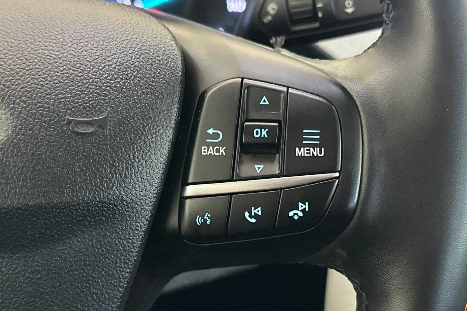Used 2023 Green Ford XLT image 24