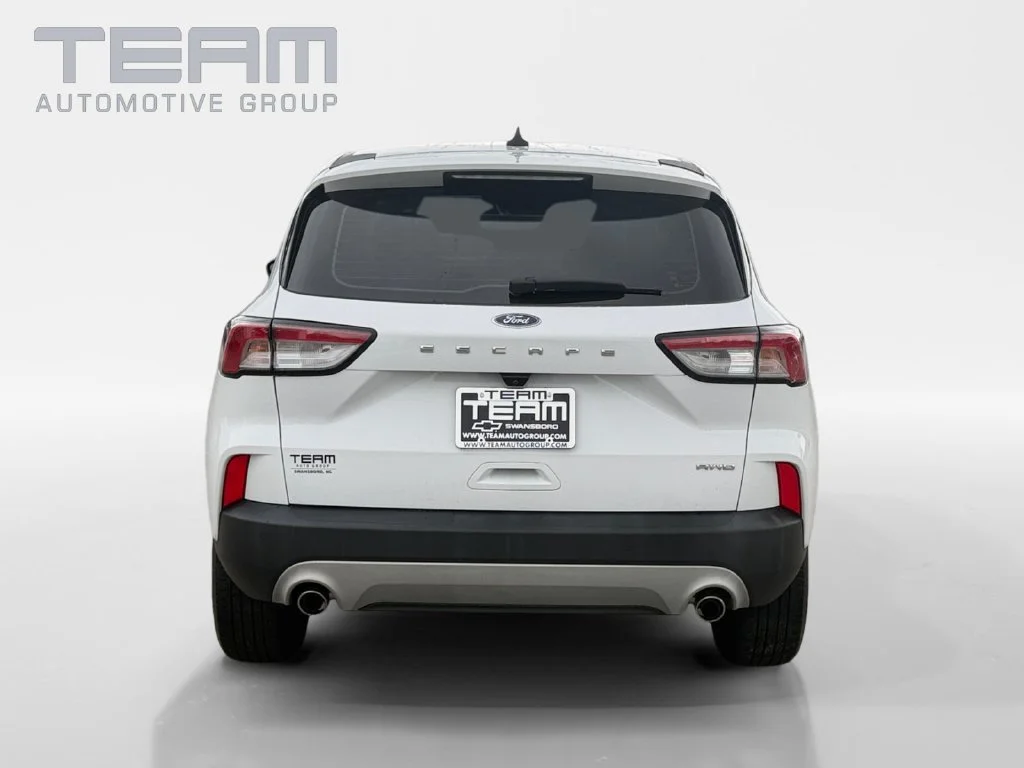 Used 2022 White Ford S image 6