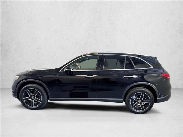 New 2026 Black Mercedes-Benz GLC 300 image 38