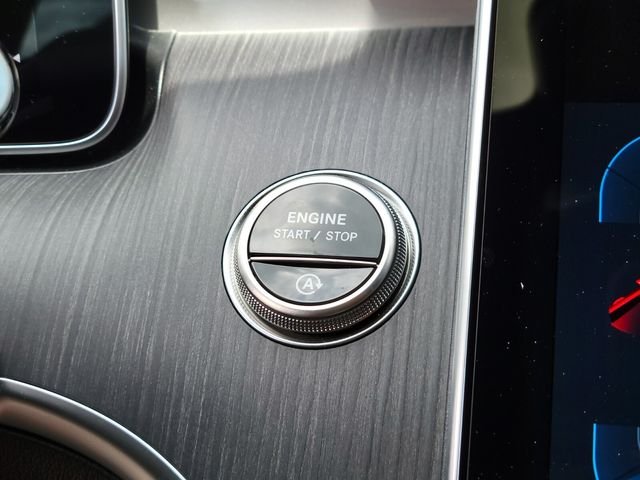 Used 2026 Black Mercedes-Benz C 300 image 21