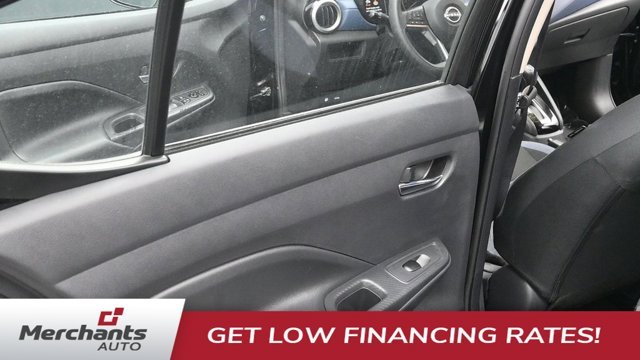 2025 Nissan Versa Sedan SV - Photo 14