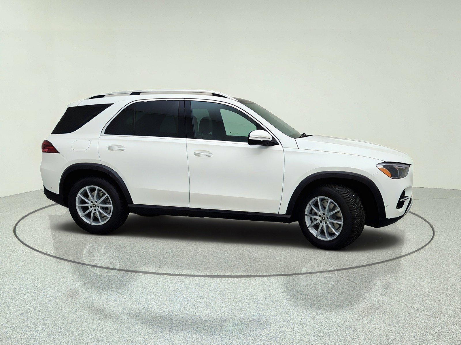 New 2026 Polar White Mercedes-Benz GLE 350 4MATIC® SUV image 34