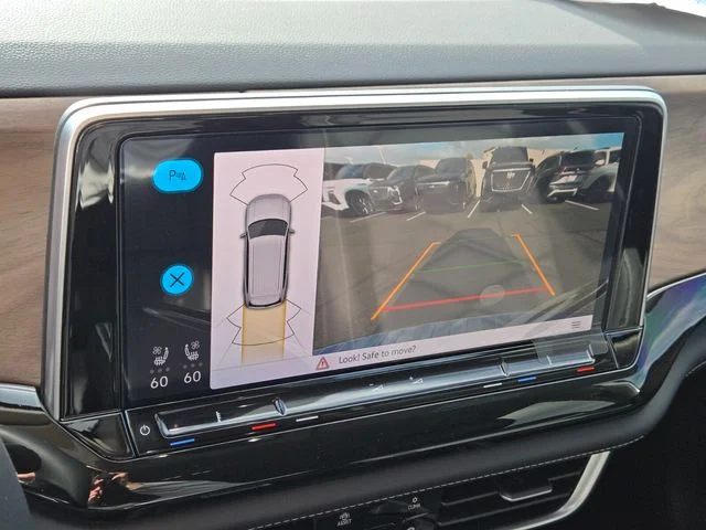 New 2026 White/off-white Volkswagen 2.0T SE w/Technology image 12