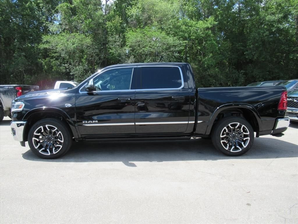 New 2026 Diamond Black Crystal Pearl-Coat Exterior Paint RAM Limited image 4