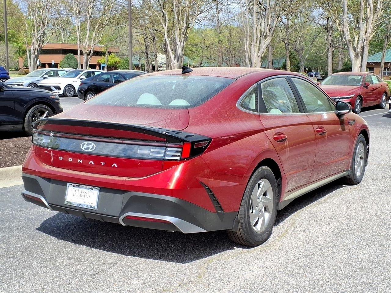 New 2026 Ultimate Red Hyundai SE image 5