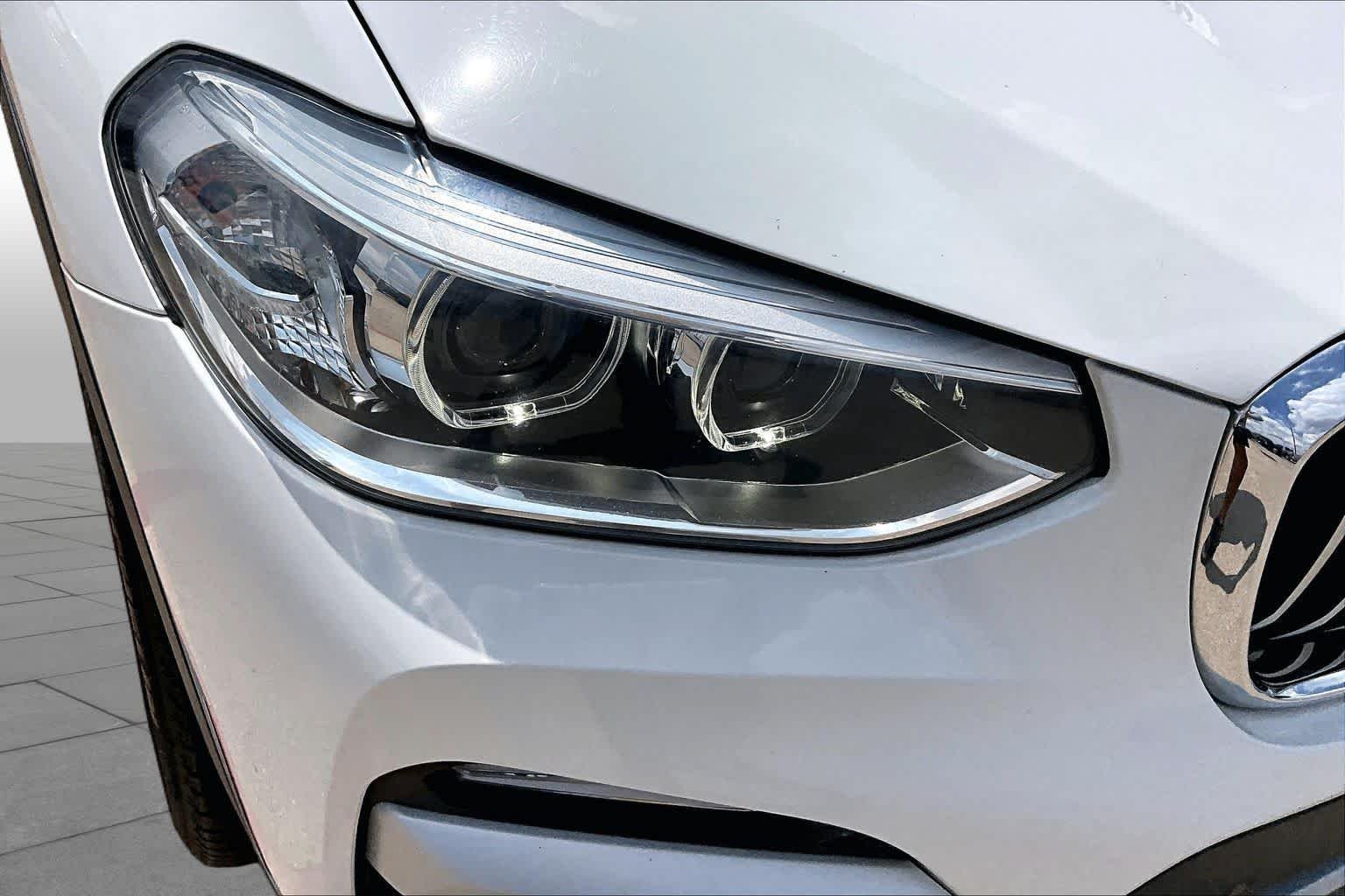 Used 2019 Alpine White BMW sDrive30i image 39