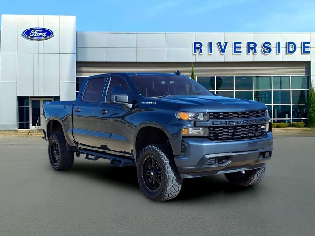 2020 Chevrolet Silverado 1500 Custom 4X4 Crew Cab Short Box's photo