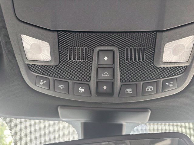 Used 2015 Tuxedo Black Metallic Ford Platinum image 33
