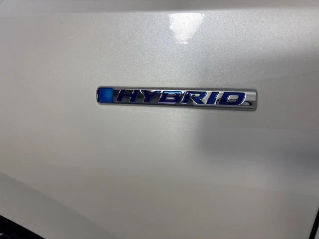 Used 2019 White Honda Touring image 27