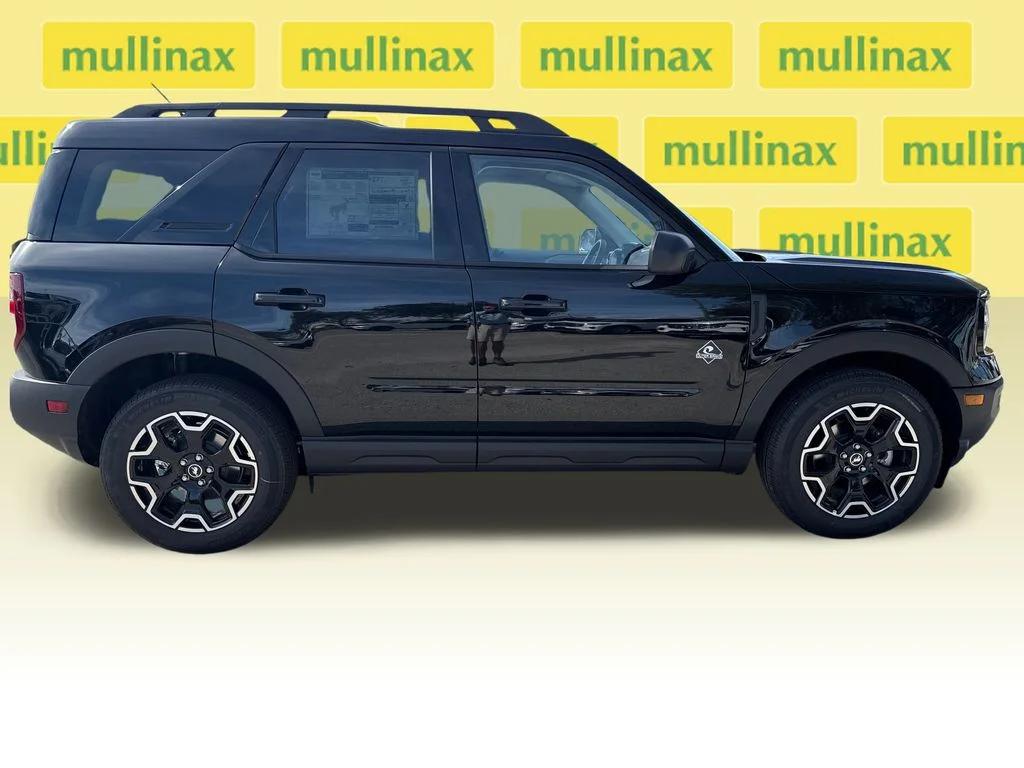 New 2025 Black Ford Outer Banks image 15