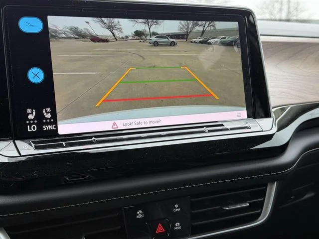 New 2026 White Volkswagen 2.0T SE image 15
