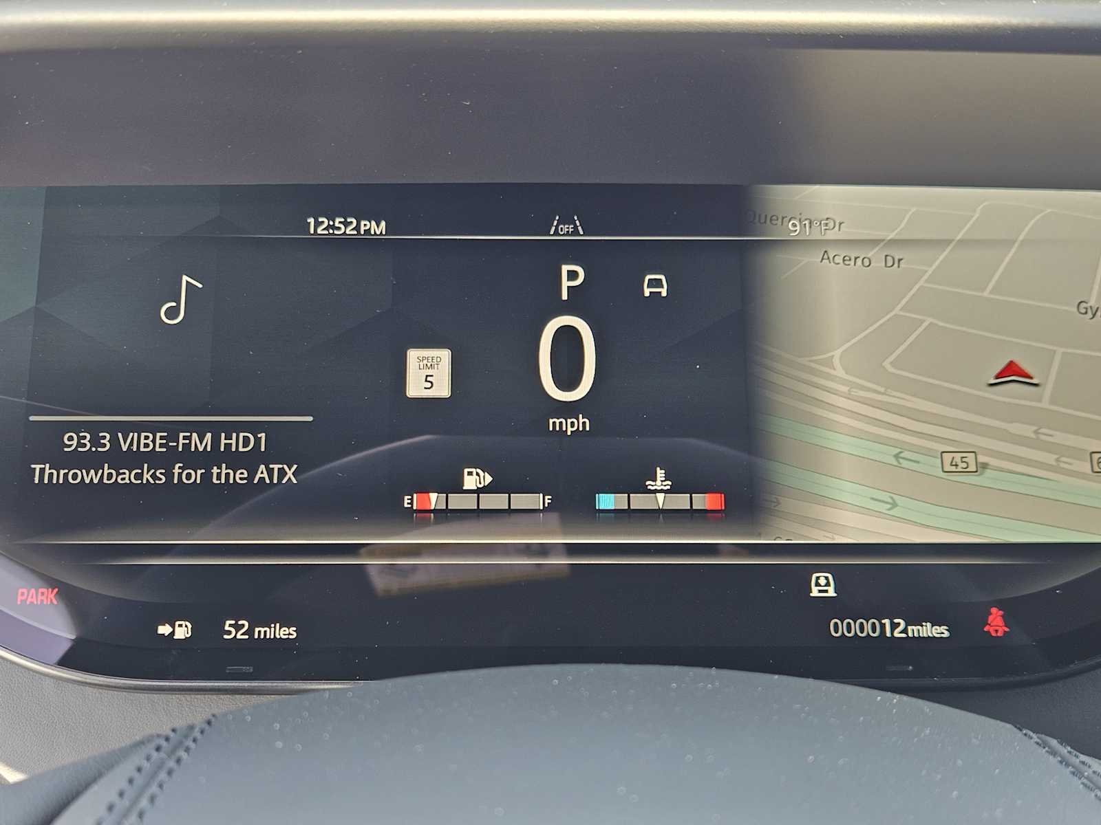 New 2026 Fuji White LAND ROVER SE image 15