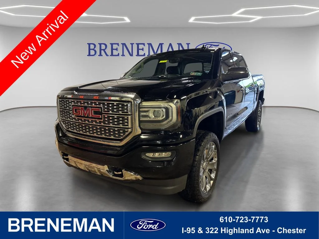 2016 GMC Sierra 4WD Crew Cab Short Box's photo
