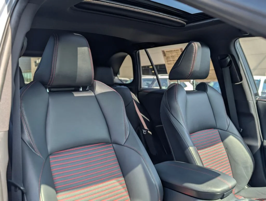 2024 Toyota RAV4 XSE - Photo 11