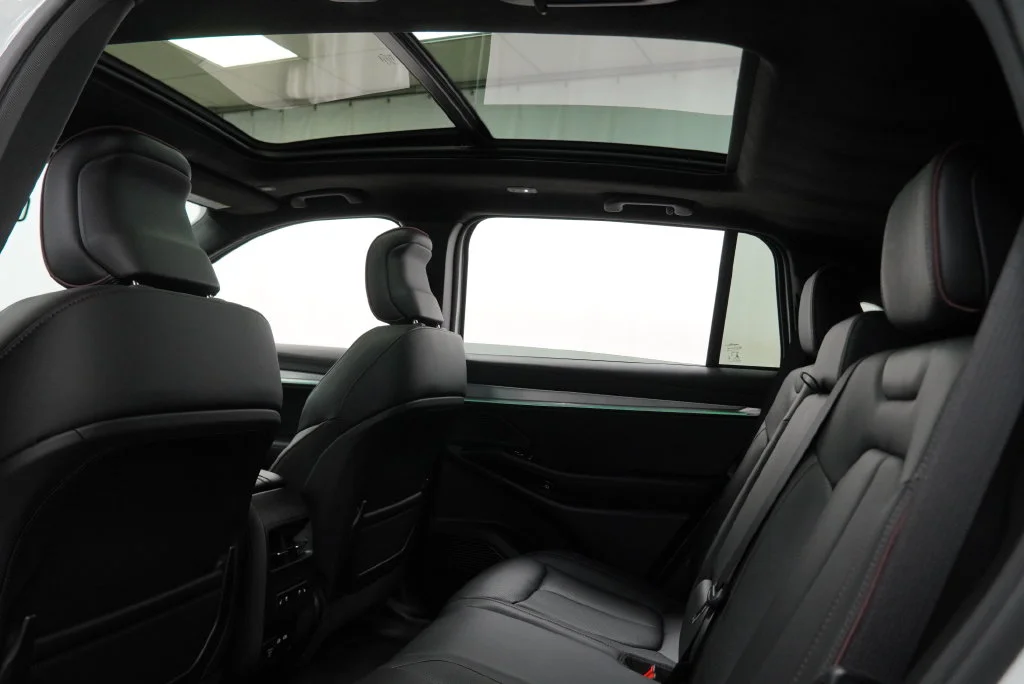 Used 2024 White Jeep Launch Edition image 4