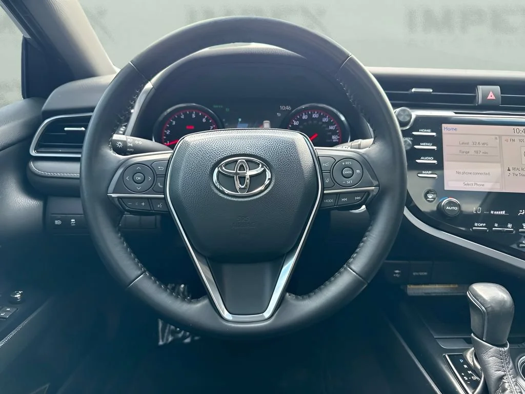 Used 2019  Toyota XSE image 16