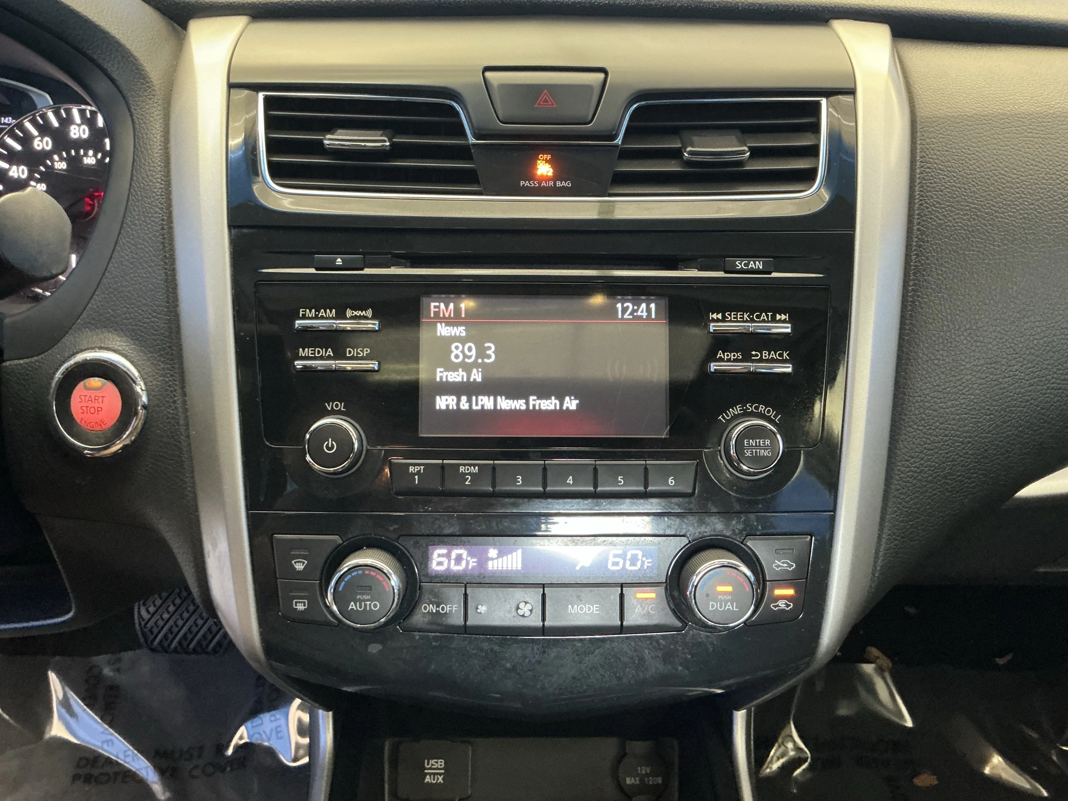 Used 2015 Gun Metallic Nissan 2.5 SV image 20