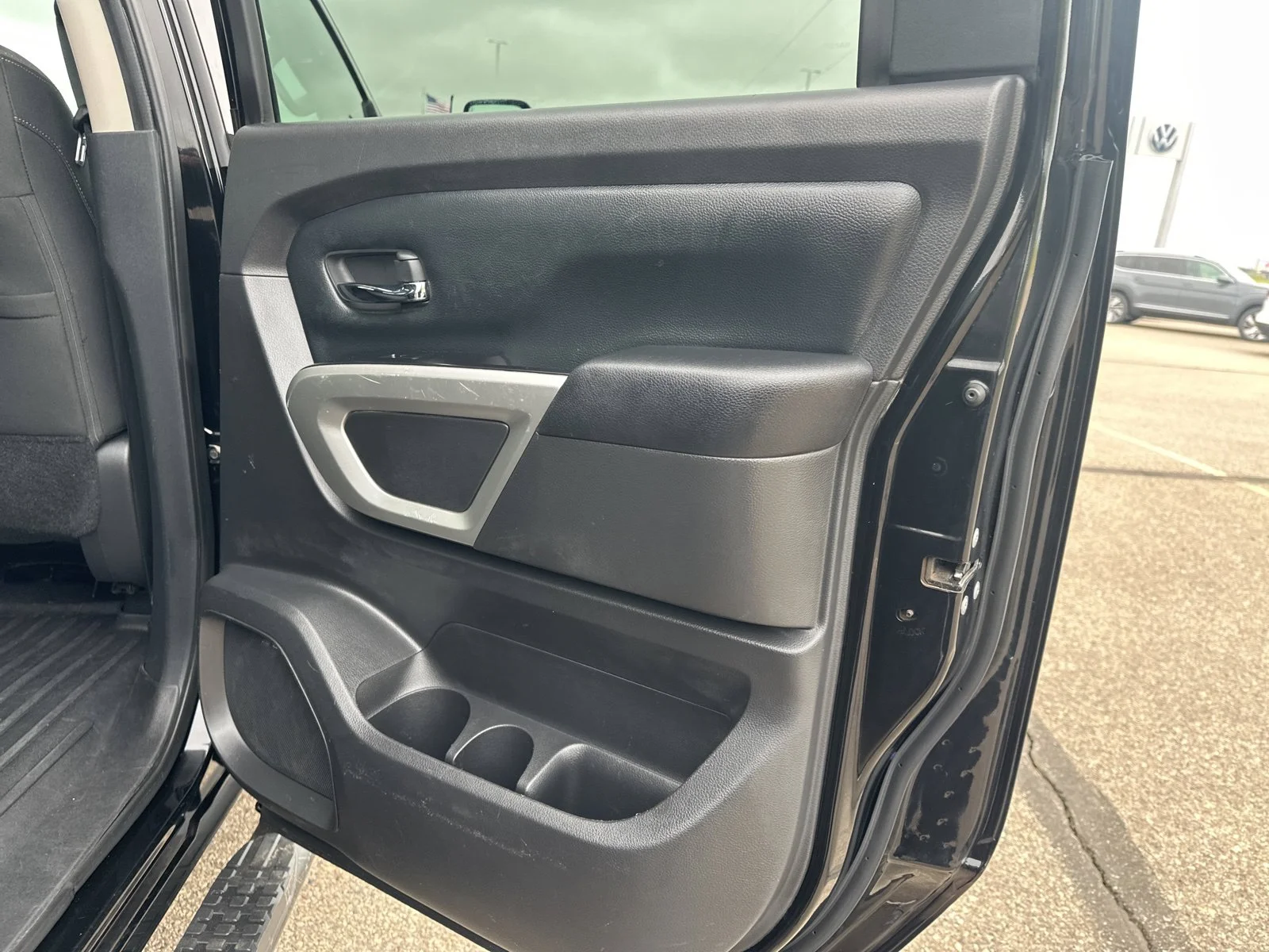 Used 2017 Black Nissan SV image 34