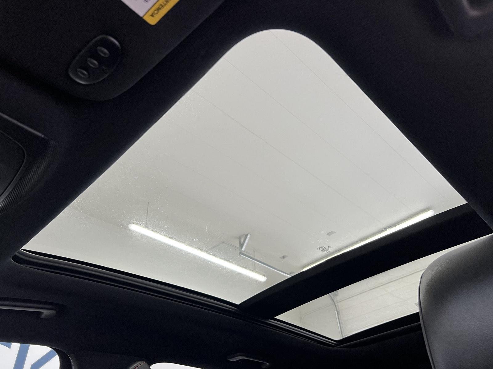 2021 Ford Edge ST-Line - Photo 23