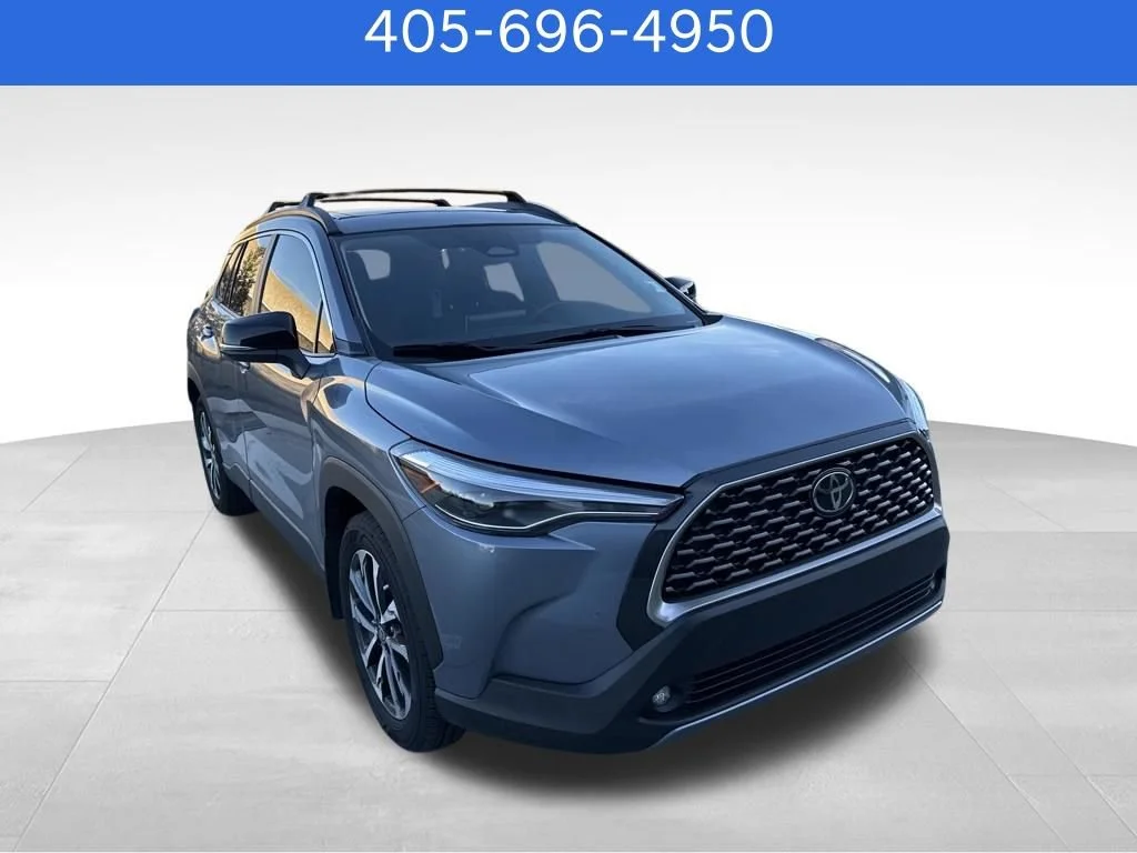 Pre-Owned 2025 Toyota Corolla Cross XLE