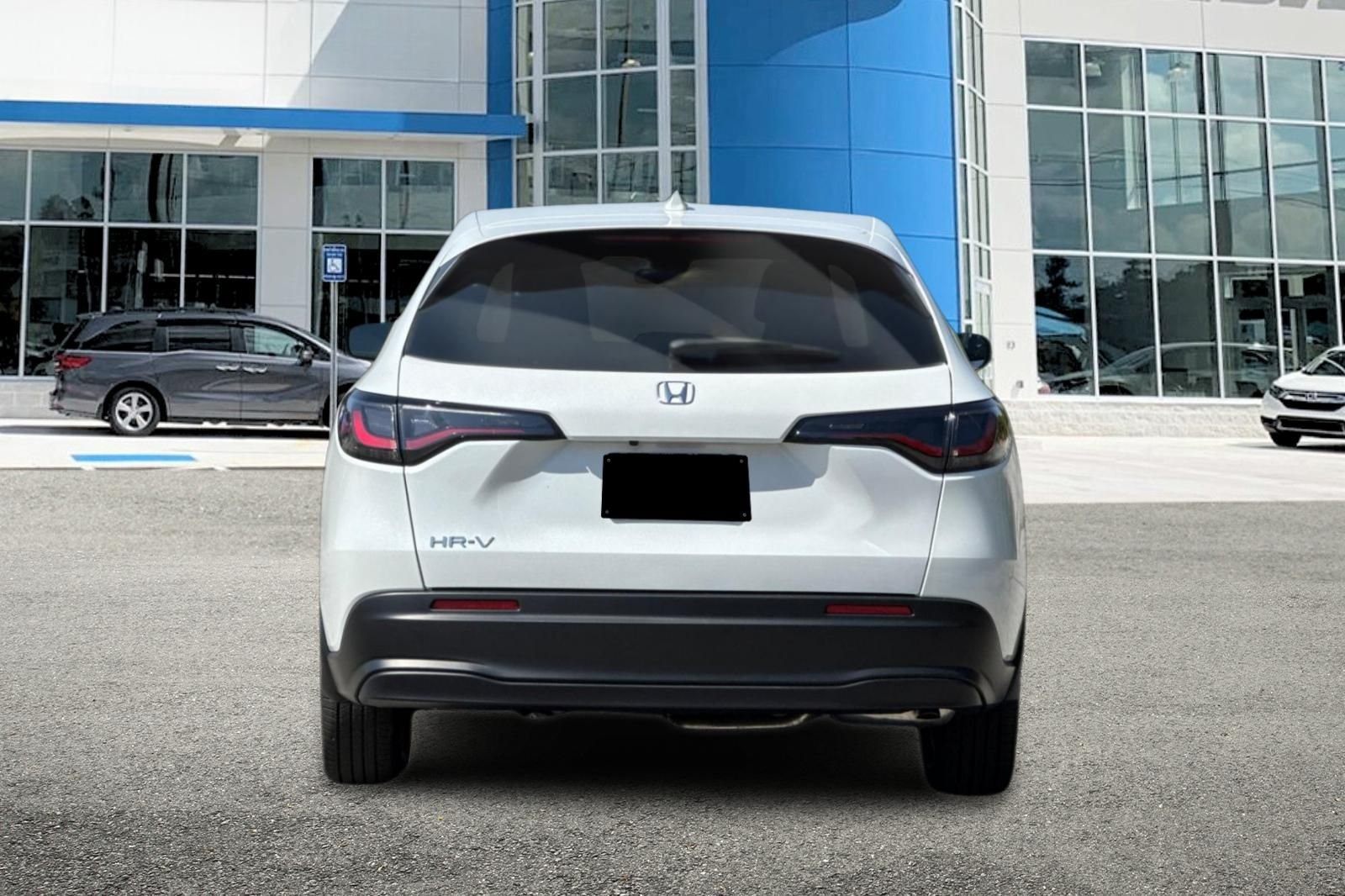 New 2027 Platinum White Pearl Honda LX image 5