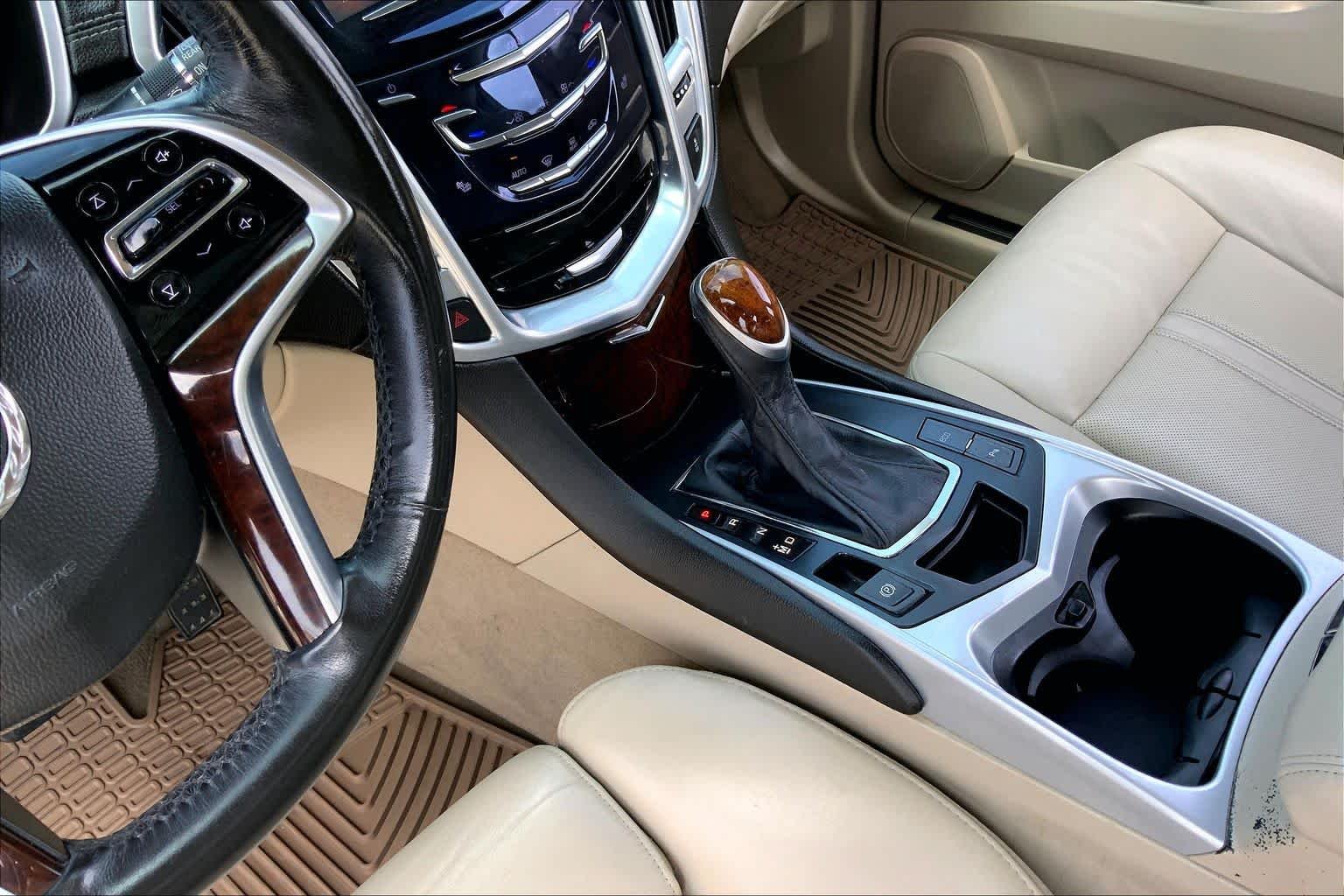 Used 2013 Platinum Ice Tricoat Cadillac Luxury Collection image 16