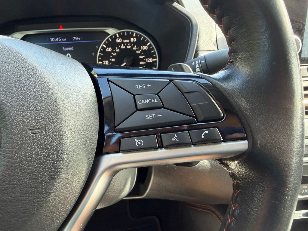 Used 2025 Black Nissan 2.5 SR image 25