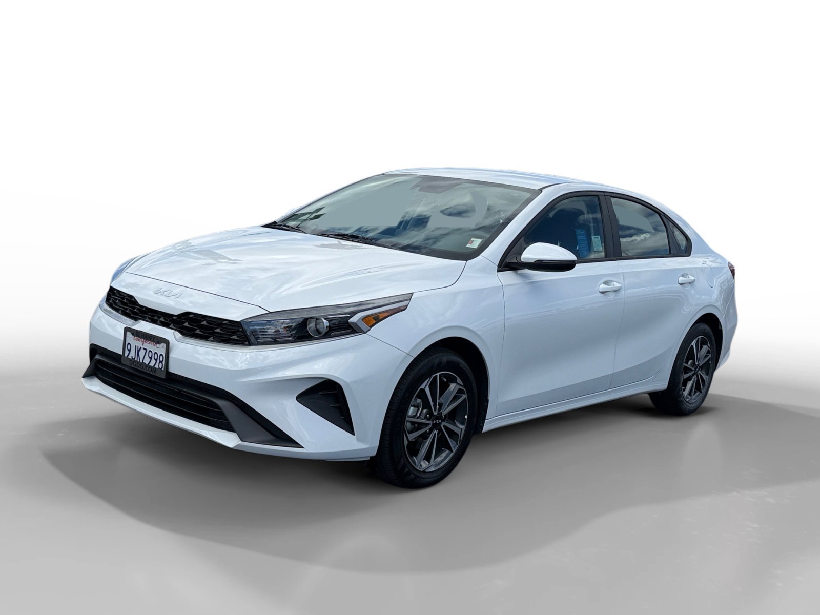 2023 Kia Forte LXS AT's photo