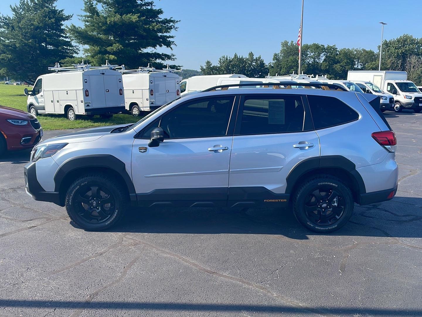 Used 2024 Ice Silver Metallic Subaru Wilderness image 2