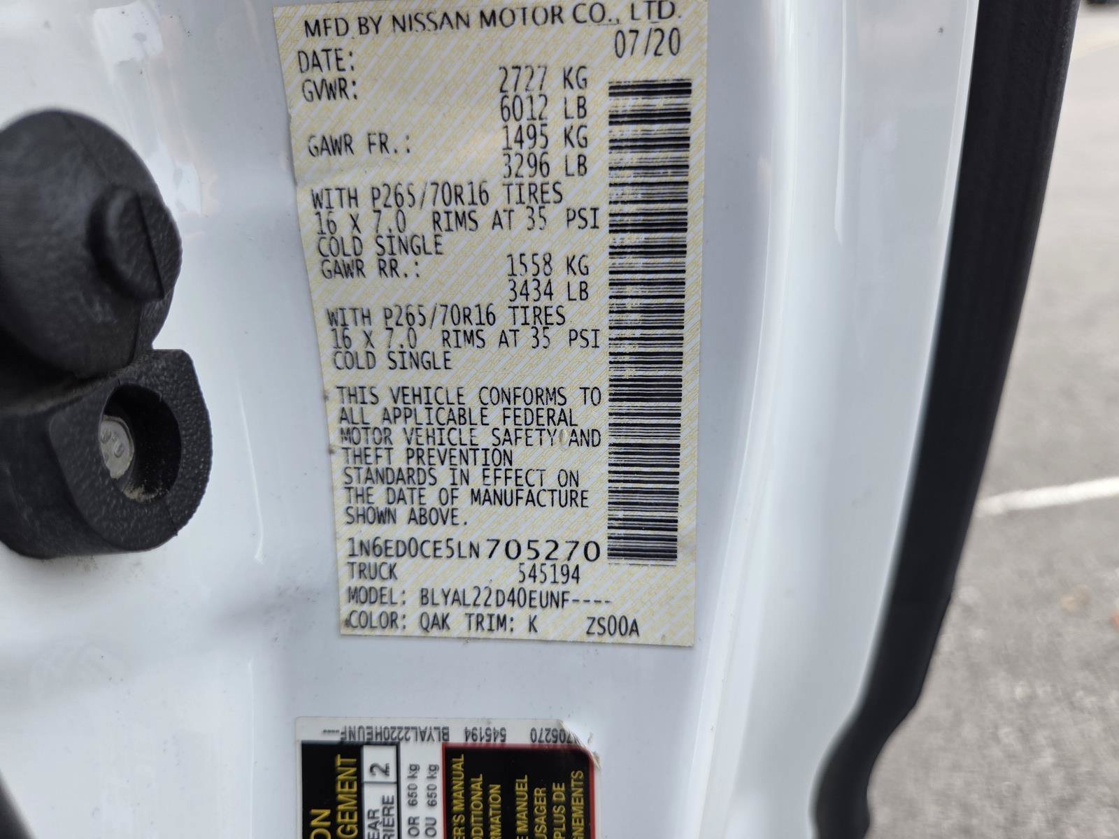Used 2020 Glacier White Nissan SV image 29