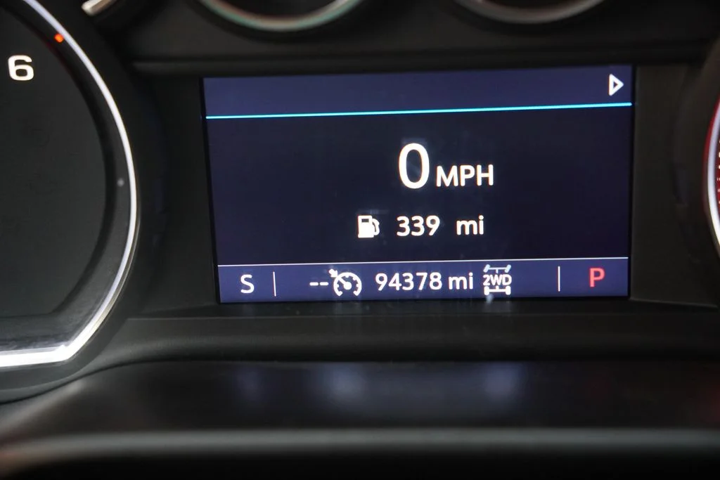 Used 2019 Satin Steel Metallic Chevrolet RST image 7