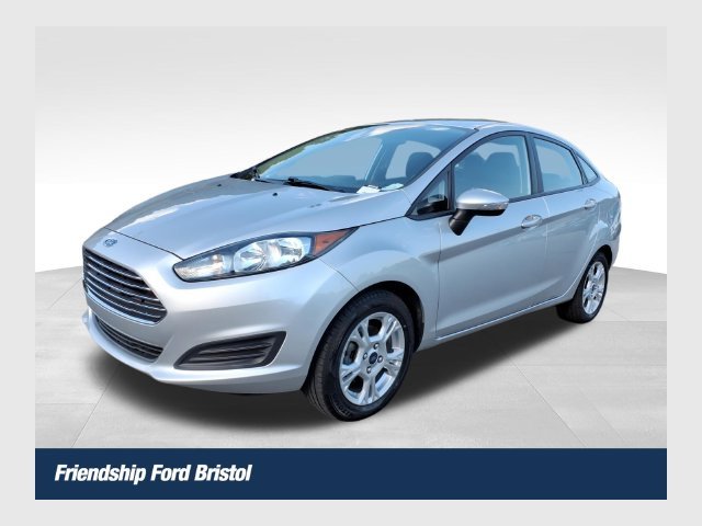 Used 2014 Silver Ford SE image 1