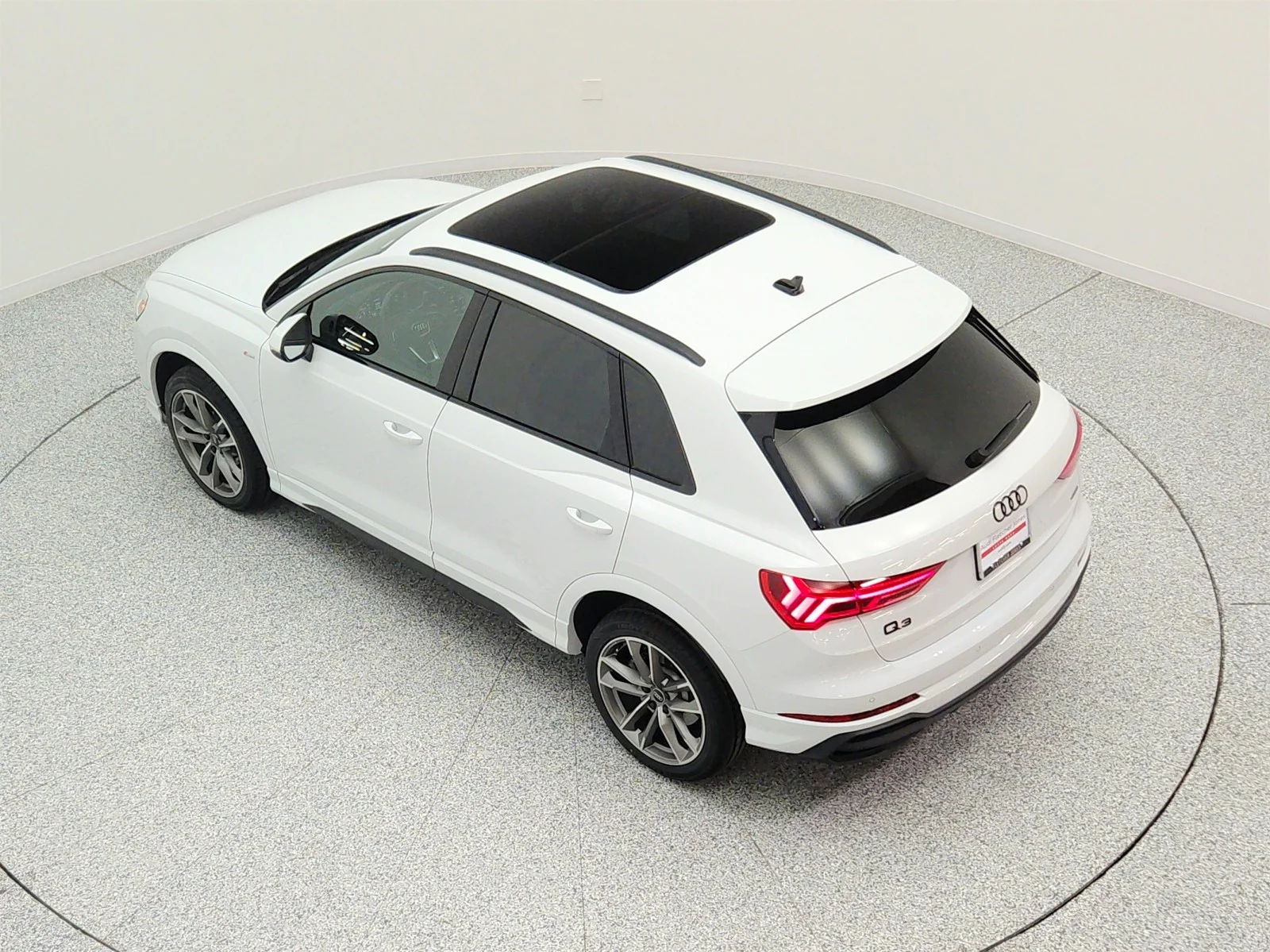 Used 2023 Glacier White Metallic Audi S line Premium Plus image 28