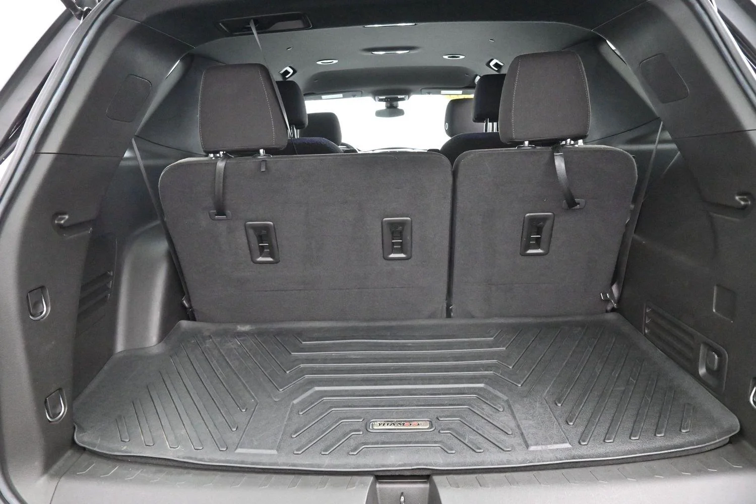 Used 2023 Mosaic Black Metallic Chevrolet LT Cloth image 9