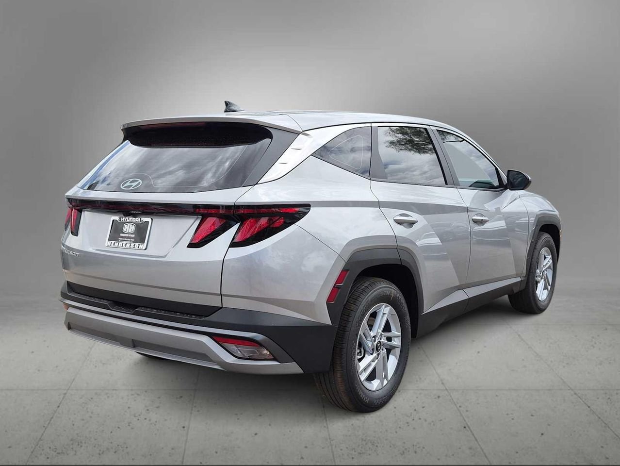 New 2026 Shimmering Silver Hyundai SE FWD image 8