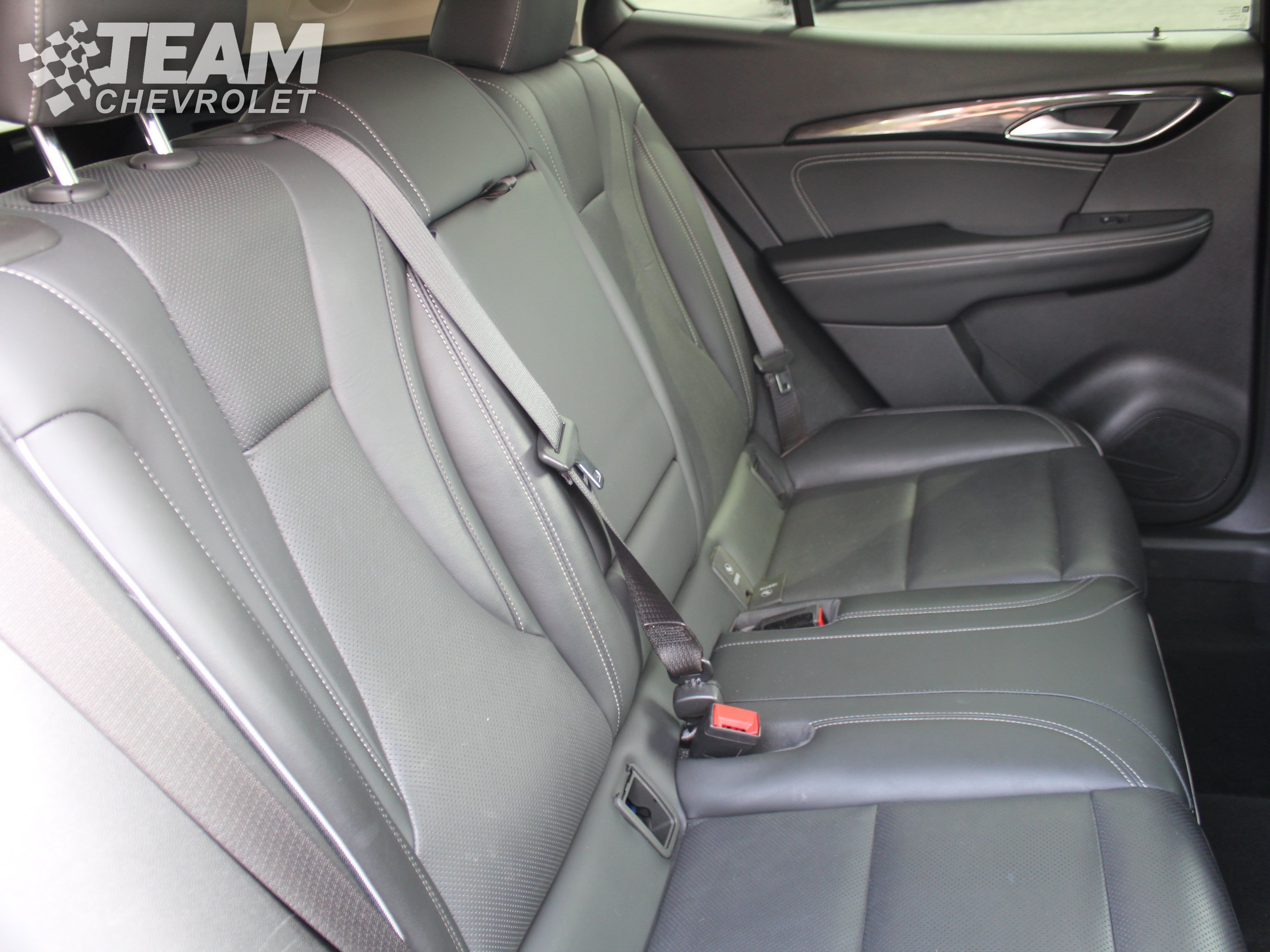 Used 2022 SAPPHIRE METALLIC Buick Essence image 26
