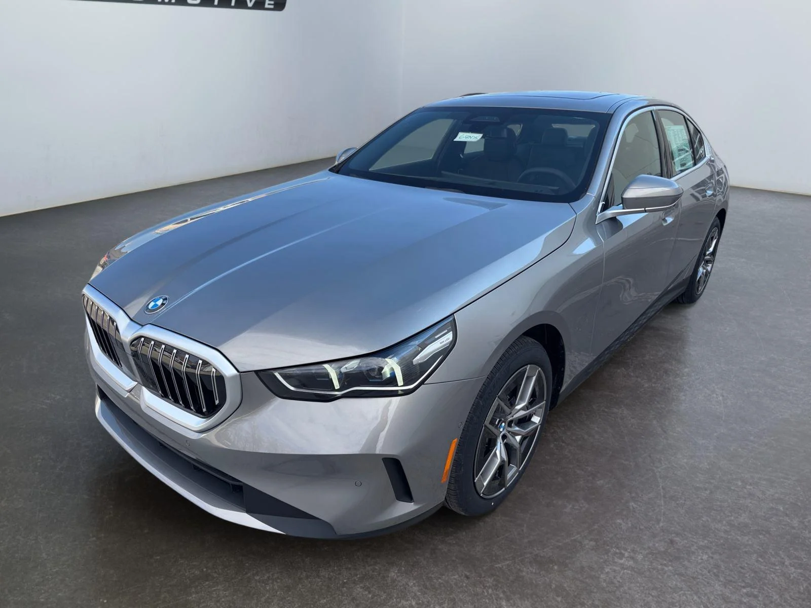 2026 BMW 5 Series 530i - Photo 9