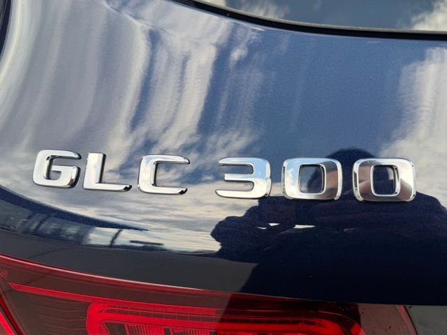 Certified Used 2022 Blue Mercedes-Benz GLC 300 image 9