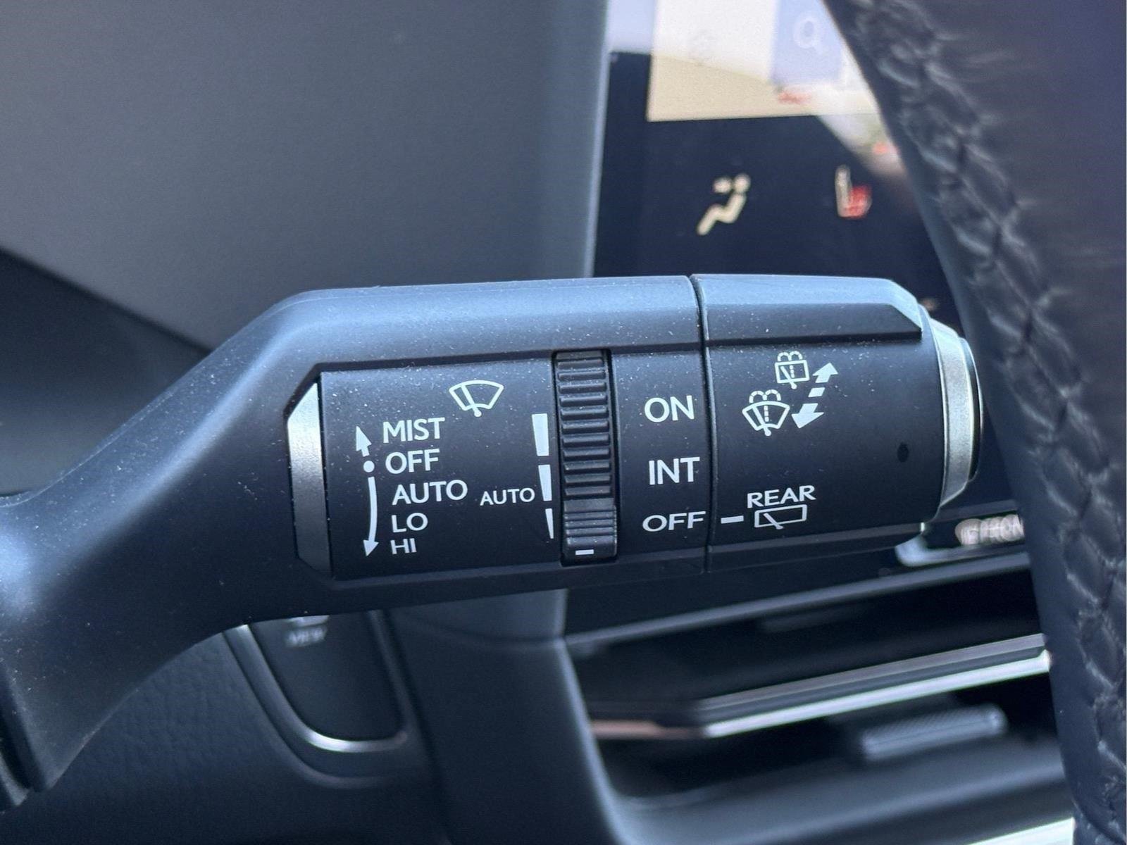 Used 2025 Incognito Lexus GX 550 Luxury+ image 29