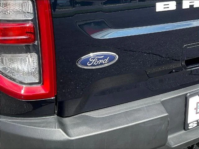 Certified Used 2021 Alto Blue Metallic Tinted Clearcoat Ford Outer Banks image 71