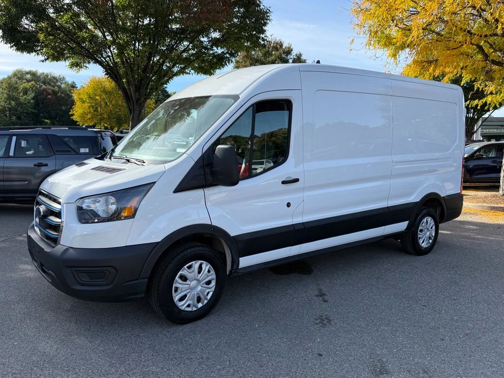 2023 Ford E-Transit Cargo Van Base